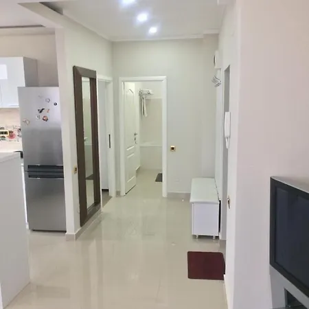 Tomis Plus Sunrise Apartman