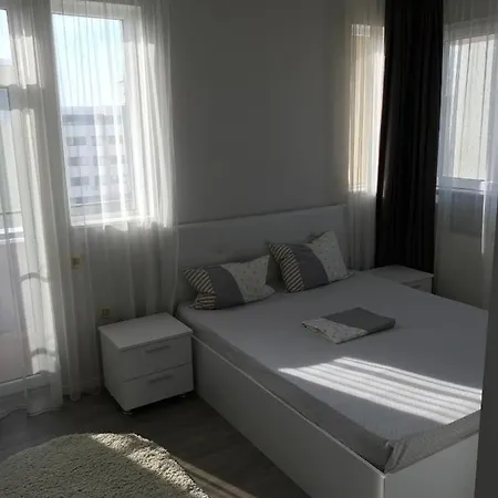 Tomis Plus Sunrise Apartman *